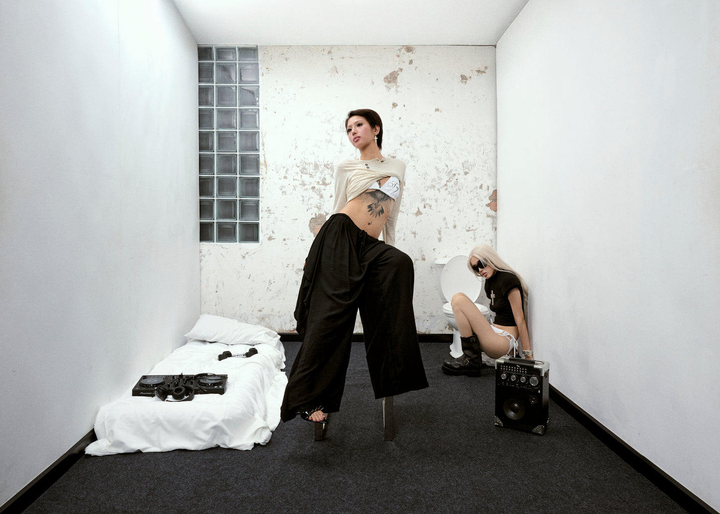 BATWINGS WIDE-LEG PANTS